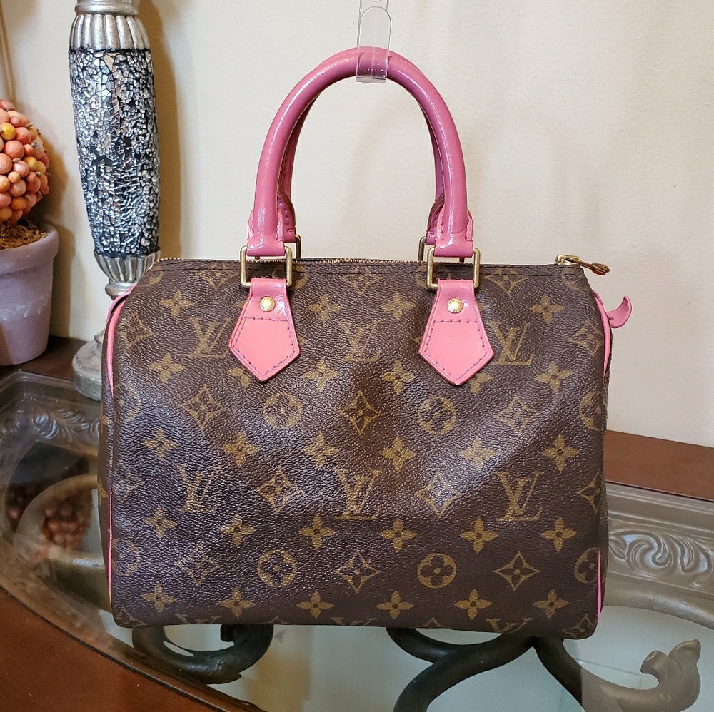 Authentic Louis Vuitton Speedy 25